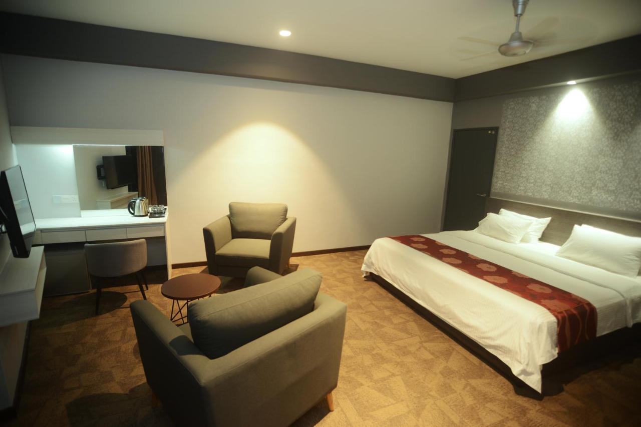 Star-Well Hotel Kuala Lipis Ngoại thất bức ảnh